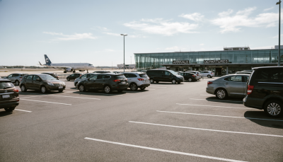 Преимущество парковки у аэропорта